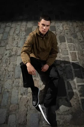 Giacca Ian con zip integrale in verde oliva scuro