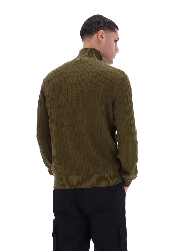 Maglia a trama ruvida con collo a imbuto e zip a 1/4 Stevie, colore verde oliva scuro