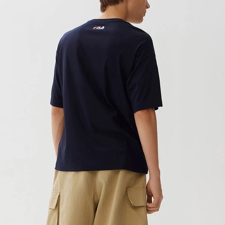 Maglietta a pantaloncini blu con stampa