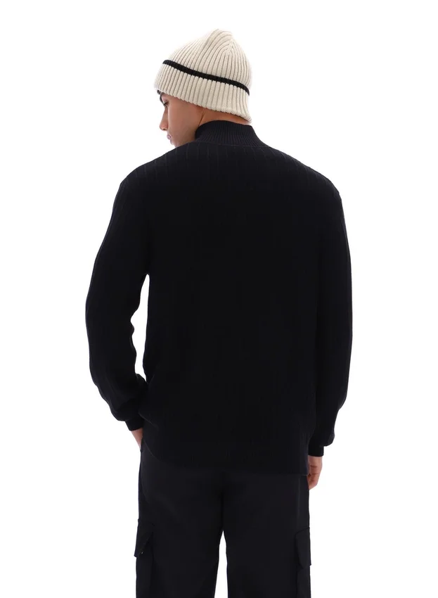 Maglione nero Stevie con collo a imbuto e zip a 1/4 in maglia testurizzata