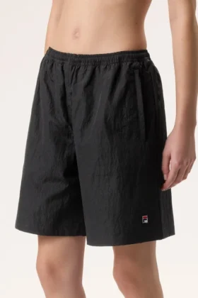 Pantaloncini Fila x Hailey Bieber in tessuto stropicciato, neri