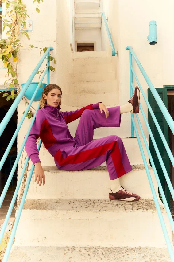 Pantaloni a gamba dritta Ventisei viola