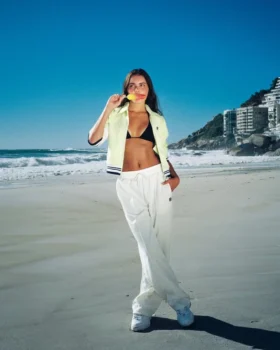 Pantaloni da jogging Gardenia Jirina dalla vestibilità comoda