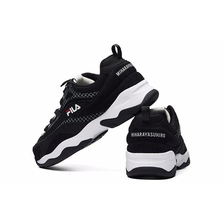 Scarpe da corsa Mihara x Fila Nero