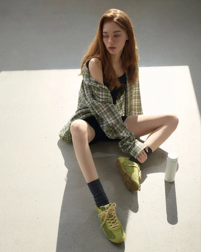 Scarpe da ginnastica Ritmo in pelle scamosciata verde da donna