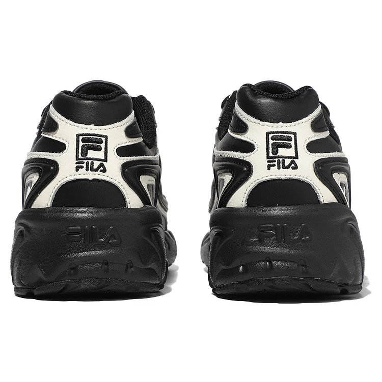 Scarpe Daddy a gambale basso Nero