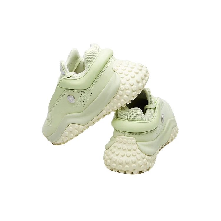 Scarpe Mihara x Fila FM7 a pois, bianche