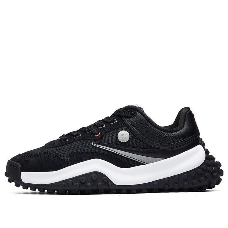 Scarpe Mihara x Fila T1 a pois, nero