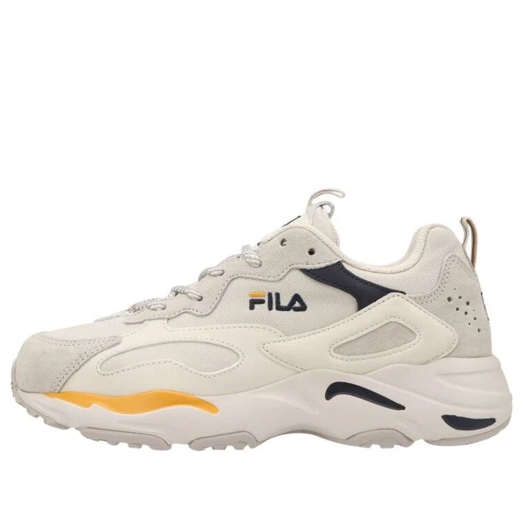 Scarpe sportive classiche della serie Tracer, beige